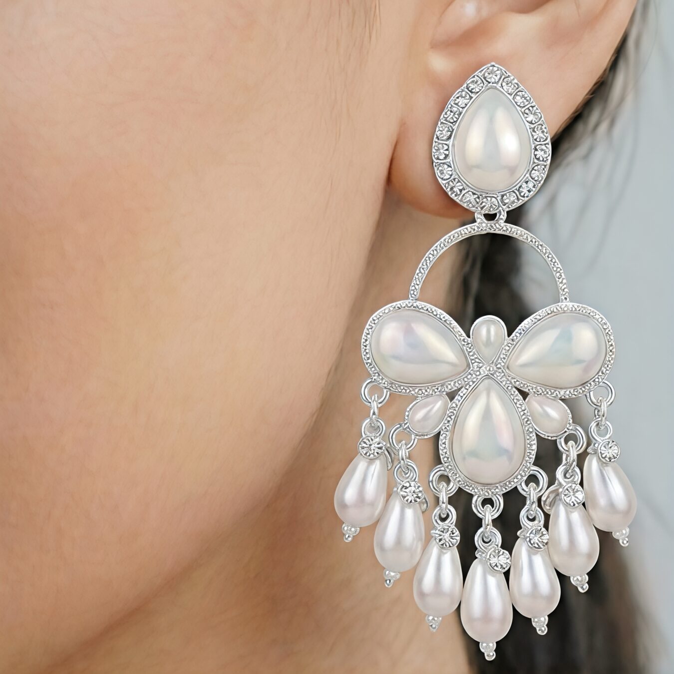 🌸 Traditional Indian Pearl Jhumka-Style Chandelier Earrings 🌸